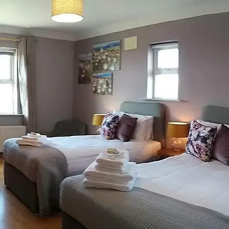 Ceol Na Dtonnta Guest house *